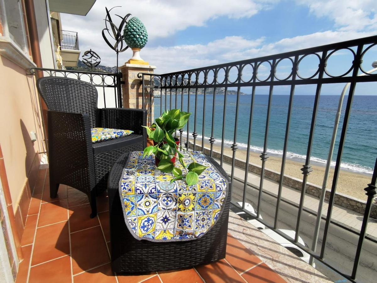 Nesea Naxos - Sicilian Suite Giardini Naxos Esterno foto